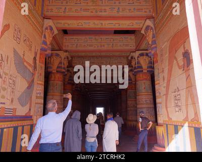 Cleopatra's Throne Hall in den Atlas Studios, einem berühmten Filmstudio in Ouarzazate, Atlasgebirge, Marokko. Dezember 2023 Stockfoto