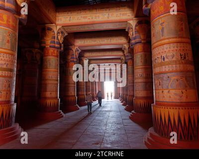 Cleopatra's Throne Hall in den Atlas Studios, einem berühmten Filmstudio in Ouarzazate, Atlasgebirge, Marokko. Dezember 2023 Stockfoto