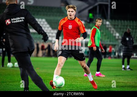 Razgrad, Bulgarien. Dezember 2023. Conrad Harder vom FC Nordsjaelland wurde während eines letzten Trainings vor dem Spiel der UEFA Conference League vor Ludogorets Razgrad und dem FC Nordsjaelland in der Huvepharma Arena in Razgrad gesehen. (Foto: Gonzales Photo/Alamy Live News Stockfoto