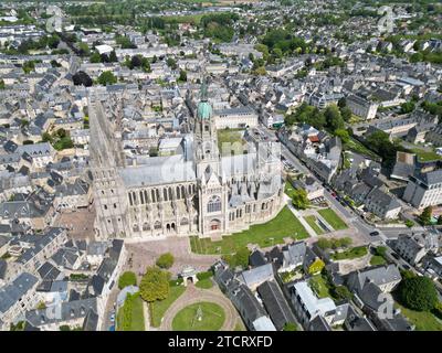 Kathedrale von Bayeux, französische Drohne, hoher Winkel aus der Luft Stockfoto