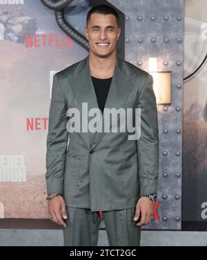 Los Angeles, USA. Dezember 2023. Staz Nair kommt am Mittwoch, den 13. Dezember 2023, im TCL Chinese Theatre in Hollywood, KALIFORNIEN, zum REBEL MOON - PART ONE: A CHILD OF FIRE Los Angeles Premiere. (Foto: Sthanlee B. Mirador/SIPA USA) Credit: SIPA USA/Alamy Live News Stockfoto