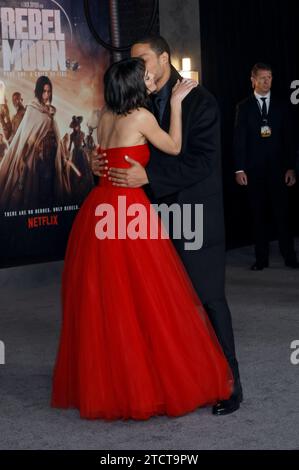 HOLLYWOOD, KALIFORNIEN - 13. DEZEMBER: Bei der LA Premiere von NETFLIX Rebel Moon - Part One: A Child of Fire am 13. Dezember 2023 im TCL Chinese Theatre in Hollywood, Kalifornien. Copyright: XFayexSadoux Stockfoto