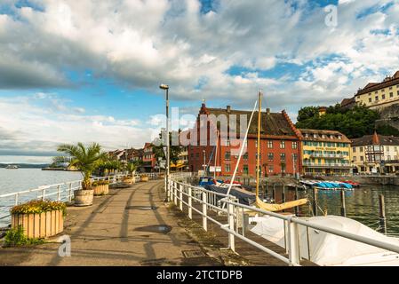 Hafen- und Seepromenade in Meersburg am Bodensee Stockfoto