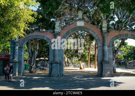 Santa Cruz de Teneriffa, Teneriffa, Comunidad Autonoma des Canarias, Spanien. Plaza España (Spanien-Platz),. Stockfoto