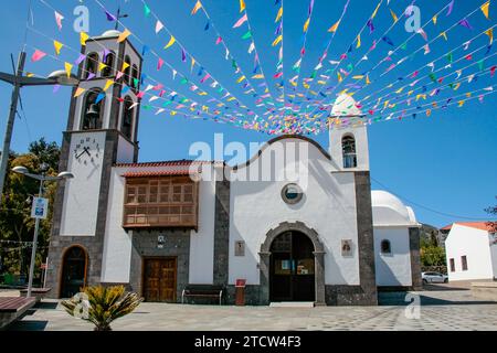 Santiago del Teide, Teneriffa, Comunidad Autonoma des Canarias, Spanien. Parroquia de San Fernando Rey (1679). Stockfoto