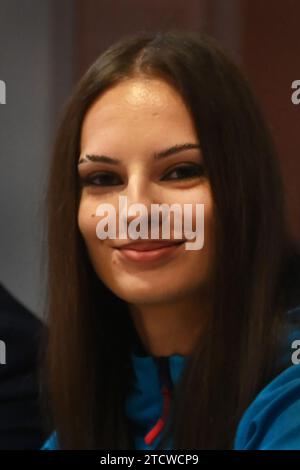 Ostrava, Tschechische Republik. Dezember 2023. Die tschechische Athletin Karolina Manasova während der Pressekonferenz vor dem 63. Jährlichen Leichtathletikevent Ostrava Golden Spike am 14. Dezember 2023 in Ostrava (Tschechische Republik). Die 63. Ausgabe wird für den 28. Mai 2024 im Rahmen der World Athletics Continental Tour vorbereitet. Quelle: Jaroslav Ozana/CTK Photo/Alamy Live News Stockfoto