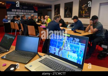 Ostrava, Tschechische Republik. Dezember 2023. Die Pressekonferenz vor dem 63. Ostrava Golden Spike jährlichen Leichtathletik-Event in Ostrava, Tschechien, am 14. Dezember 2023. Die 63. Ausgabe wird für den 28. Mai 2024 im Rahmen der World Athletics Continental Tour vorbereitet. Quelle: Jaroslav Ozana/CTK Photo/Alamy Live News Stockfoto