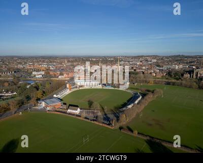 Eine Luftaufnahme des New Road Cricket Grounds in Worcester, Worcestershire, Großbritannien Stockfoto