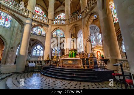 Der Altar in der Kirche Saint-Etienne-du-Mont, Paris, Frankreich Stockfoto