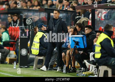 Madrid, Spanien. Dezember 2023. Francisco (Rayo) Fußball/Fußball : spanisches Spiel "LaLiga EA Sports" zwischen Rayo Vallecano 0-0 RC Celta de Vigo im Estadio de Vallecas in Madrid, Spanien. Quelle: Mutsu Kawamori/AFLO/Alamy Live News Stockfoto