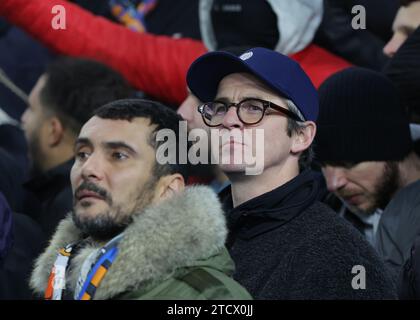 Brighton und Hove, Großbritannien. Dezember 2023. Joey Barton ist während des Spiels der UEFA Europa League im AMEX Stadion, Brighton und Hove auf der Tribüne zu sehen. Der Bildnachweis sollte lauten: Paul Terry/Sportimage Credit: Sportimage Ltd/Alamy Live News Stockfoto