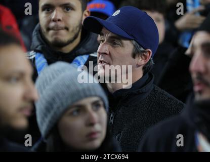 Brighton und Hove, Großbritannien. Dezember 2023. Joey Barton ist während des Spiels der UEFA Europa League im AMEX Stadion, Brighton und Hove auf der Tribüne zu sehen. Der Bildnachweis sollte lauten: Paul Terry/Sportimage Credit: Sportimage Ltd/Alamy Live News Stockfoto