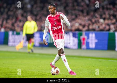 Amsterdam, Niederlande. Dezember 2023. AMSTERDAM, NIEDERLANDE - 14. DEZEMBER: Arjany Martha of Ajax dribbelt während des Gruppenspiels der UEFA Europa League 2023/24 zwischen Ajax und AEK Athen in der Johan Cruijff Arena am 14. Dezember 2023 in Amsterdam. (Foto von Andre Weening/Orange Pictures) Credit: Orange Pics BV/Alamy Live News Stockfoto