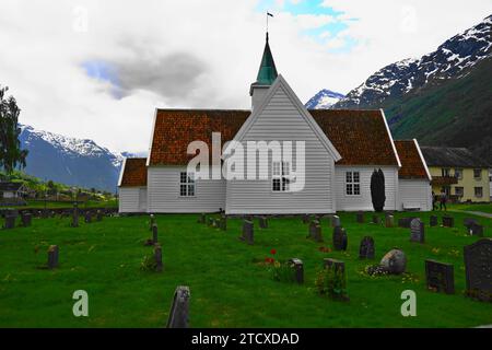 Die Wooden Old Church, Olden, Vestland County, Norwegen Stockfoto