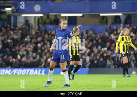 London, Großbritannien. Dezember 2023. Stamford Bridge, England, 14. Dezember 2023: Guro Reiten (chelsea 11) während des Spiels zwischen Chelsea und BK Häcken an der Stamford Bridge, London, England. (Bettina Weissensteiner/SPP) Credit: SPP Sport Pressefoto. /Alamy Live News Stockfoto