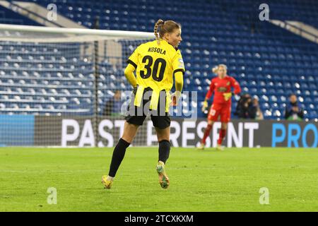 London, Großbritannien. Dezember 2023. Stamford Bridge, England, 14. Dezember 2023: Katariina Kosola (BK Hacken 30) während des Spiels zwischen Chelsea und BK Häcken an der Stamford Bridge, London, England. (Bettina Weissensteiner/SPP) Credit: SPP Sport Pressefoto. /Alamy Live News Stockfoto