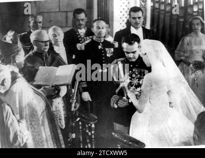 Monaco, 18.04.1956. Hochzeit zwischen Rainier III. Von Monaco und Grace Kelly in der Kathedrale von Monaco. Quelle: Album/Archivo ABC Stockfoto