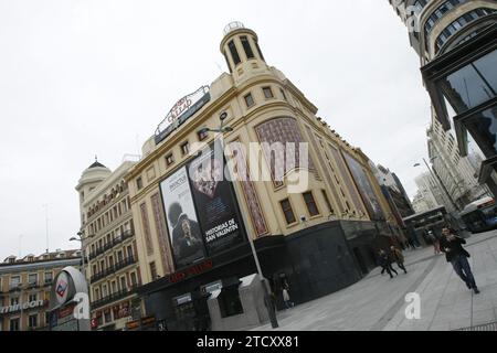 Madrid 02-19-2010 Fassade des Callao-Kinos anlässlich des hundertjährigen Jubiläums der Gran Via Foto Jaime Garcia Archdc. Quelle: Album / Archivo ABC / Jaime García Stockfoto