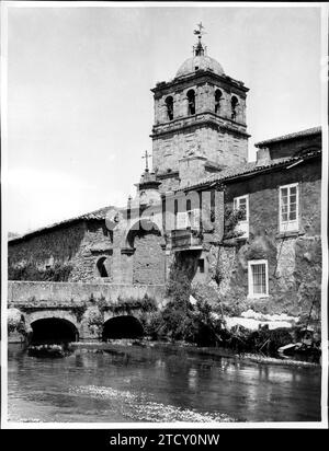 12/31/1958. Blick auf die Stiftskirche San Miguel und den Fluss Pisuerga (Palencia). Beschreibung: Album / Archivo ABC / Marques de Santa María Del Villar Stockfoto