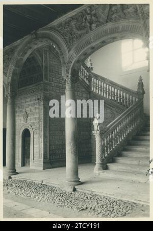 Toledo, April 1929. Alcázar von Toledo, auf dem Bild die große restaurierte Treppe. Quelle: Album / Archivo ABC / Rodríguez Stockfoto