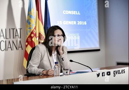 Valenica, 15.01.2016. Pressekonferenz von Monica Oltra. Foto: Mikel Ponce Archdc. Quelle: Album / Archivo ABC / Mikel Ponce Stockfoto