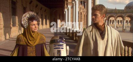 NATALIE PORTMAN UND HAYDEN CHRISTENSEN IN STAR WARS: EPISODE II-ATTACK OF THE CLONES (2002) UNTER DER REGIE VON GEORGE LUCAS. Quelle: LUCASFILM/JAK PRODUKTIONEN/Album Stockfoto