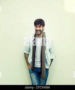 Madrid, 12.03.2015. Interview mit Melendi, der „direkt bis September“ vorstellt. Foto: Ignacio Gil ARCHDC. Quelle: Album / Archivo ABC / Ignacio Gil Stockfoto