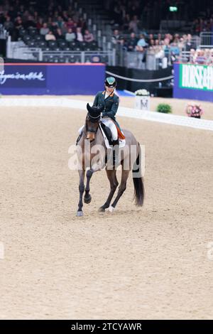 Abigail Lyle of Ireland mit Giraldo während der FEI Dressage World Cup Freestyle auf der London International Horse Show am 14. Dezember 2023, London Excel Centre, Vereinigtes Königreich (Foto: Maxime David - MXIMD Pictures) Stockfoto