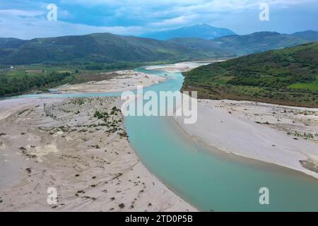 Vjosa, Fluß, Fluss, Wildfluß, Wildfluss Vjosa, Vjosë, Aoos, Nationalpark Wildfluss Vjosa, Nationalpark Vjosa, Mittellauf, Sandbänke, Sandbank, Kiesbä Stockfoto