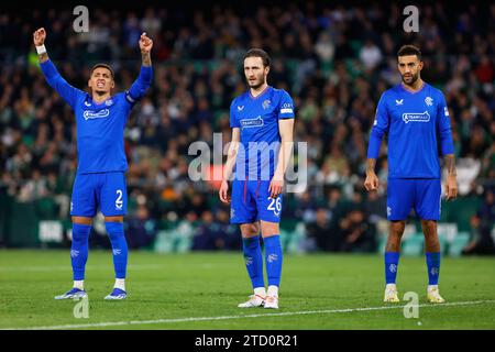 Sevilla, Spanien. Dezember 2023. Ben Davies (26) von Rangers, die während des Spiels der UEFA Europa League zwischen Real Betis und Rangers im Estadio Benito Villamarin in Sevilla gesehen wurden. (Foto: Gonzales Photo - Andres Gongora). Quelle: Gonzales Photo/Alamy Live News Stockfoto