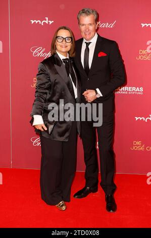 Jenny Jürgens und John Jürgens bei der 29. JosÃ Carreras Gala 2023 in der Medienstadt Leipzig. Leipzig, 14.12.2023 *** Jenny Jürgens und John Jürgens auf der 29 JosÃ Carreras Gala 2023 in der Medienstadt Leipzig Leipzig, 14 12 2023 Foto:XM.xKremerx/xFuturexImagex carreras Gala 3483 Stockfoto