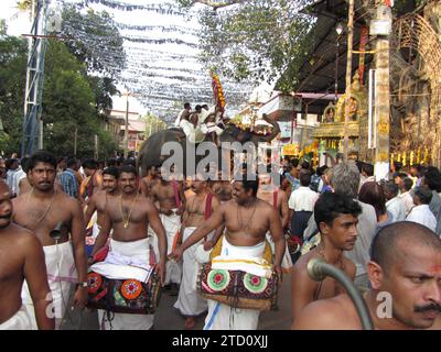 Die verschiedenen Formen des indischen Kastensystems in der Gesellschaft das indische Kastensystem in unterschiedlichen Formen Stockfoto
