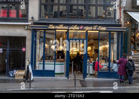 Les Meilleures crêpes et Gaufres de Paris, La Crème de Paris, spezialisiert auf hausgemachte crêpes, Waffeln und Eis, in der Rue du Faubourg Montmartre, Paris Stockfoto