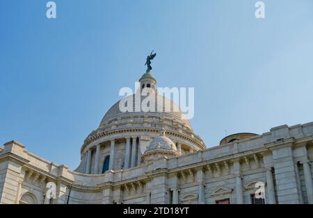 Der Engel des Sieges auf der Kuppel des Victoria Memorial in Kalkutta, Indien Stockfoto