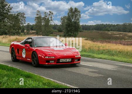 Von 10. Auto-Bild Klassik Hamburg-Berlin vom 24.-26.08.2017 Gemarkung Undeloh in der Lüneburger Heide. Im Foto: Honda NSX BJ.1993 2977ccm PS274 *** ab 10 Auto Bild Klassik Hamburg Berlin vom 24 26 08 2017 Undeloh Bezirk in der Lüneburger Heide im Foto Honda NSX Baujahr 1993 2977ccm PS274 Stockfoto