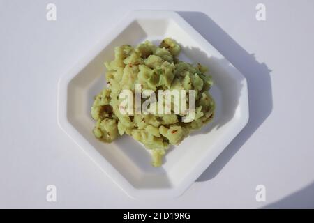 Upwas, Vrat Fastenfutter Khichu, beliebt in Gujarat. Indien. Indisches Upvas-Farali-Essen Stockfoto