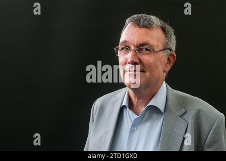 Deutsche Politiker Michael Luders besucht einen Fotoauftrag während des Edinburgh International Book Festival am 12. August in Edinburgh, Schottland 2017. Stockfoto