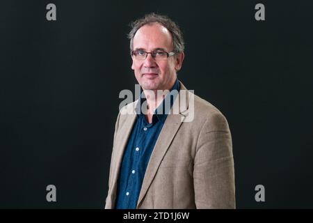 Volker Kutscher nimmt am 12. August 2017 am Edinburgh International Book Festival in Schottland Teil. Stockfoto