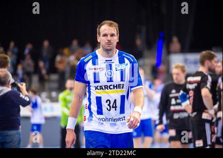 Kai Haefner (TVB Stuttgart, 34) - sichtlich enttaeuscht nach knapper Niederlage / TVB Stuttgart - HC Erlangen, Sport, Handball, 2023/2024, Liqui Moly Handball Bundesliga, 15.12.2023, Stuttgart (Porsche Arena), DEU Foto: Eibner/Sandy Dinkelacker Stockfoto