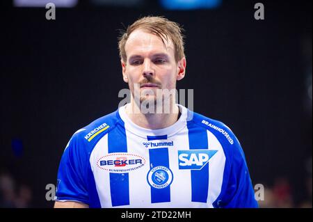 Kai Haefner (TVB Stuttgart, 34) - sichtlich enttaeuscht nach knapper Niederlage / TVB Stuttgart - HC Erlangen, Sport, Handball, 2023/2024, Liqui Moly Handball Bundesliga, 15.12.2023, Stuttgart (Porsche Arena), DEU Foto: Eibner/Sandy Dinkelacker Stockfoto