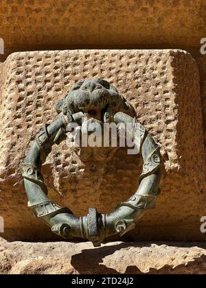 Granada, Spanien - 4. September 2022: Die Alhambra ist ein Palast und eine Festung in Granada, Andalusien. Stockfoto