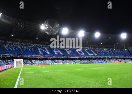 Allgemeiner Blick in das Diego Armando Maradona Stadium des SSC Napoli vor dem UEFA Champions League Spiel zwischen SSC Napoli und SC Braga im Stadio Dieg Stockfoto