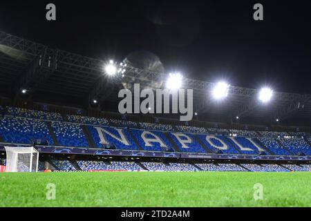 Allgemeiner Blick in das Diego Armando Maradona Stadium des SSC Napoli vor dem UEFA Champions League Spiel zwischen SSC Napoli und SC Braga im Stadio Dieg Stockfoto