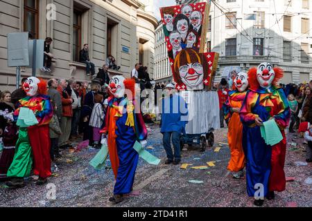 Basler Kuenstlerlarven, Masken, Basler Fasnet Parade, Basler Fasnacht, Basel, Schweiz Stockfoto