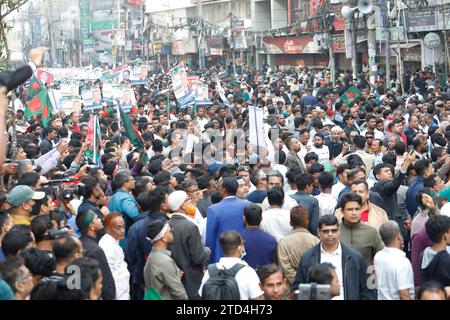 Dhaka, Bangladesch - 16. Dezember 2023: Anlässlich des Siegtages nahm die nationalistische Partei Bangladeschs (BNP) die Kundgebung vor Nayapaltan PA aus Stockfoto