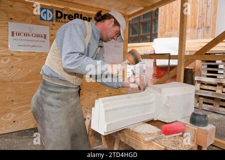 Steinmetzwerk im Dresdner Residenzschloss Stockfoto