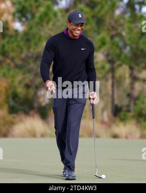 Orlando, USA. Dezember 2023. 15. Dezember 2023: Tiger Woods während der Pro-am beim PNC Championship-Golfturnier im Ritz-Carlton Golf Club in Orlando, Florida. Darren Lee/CSM Credit: CAL Sport Media/Alamy Live News Stockfoto