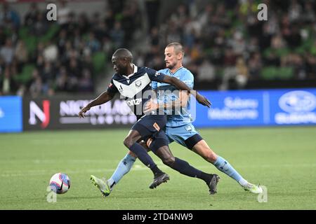 MELBOURNE, AUSTRALIEN 16. Dezember 2023. A Leagues Soccer, Melbourne Victory FC gegen Sydney FC im AAMI Park in Melbourne. Quelle: Karl Phillipson/Alamy Live News Stockfoto