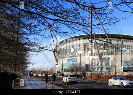 Manchester, Vereinigtes Königreich, 16. Dezember 2023. Vor dem Etihad Stadium vor dem Premier League-Spiel Manchester City gegen Crystal Palace im Etihad Stadium, Manchester, Großbritannien, 16. Dezember 2023 (Foto: Conor Molloy/News Images) Credit: News Images LTD/Alamy Live News Stockfoto