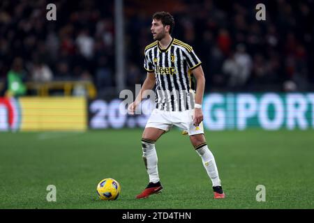 Genua, Italien. Dezember 2023. Manuel Locatelli von Juventus FC im Spiel während des Fußballspiels der Serie A zwischen Genua FC und Juventus FC im Stadio Luigi Ferraris am 15. Dezember 2023 in Genova, Italien. Quelle: Marco Canoniero/Alamy Live News Stockfoto